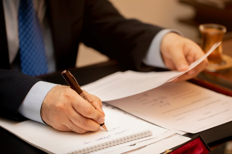 Asesoría en contratación y procesos legales de construcción